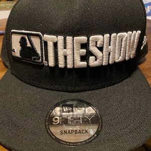 The Show Xbox exclusive hat Never worn